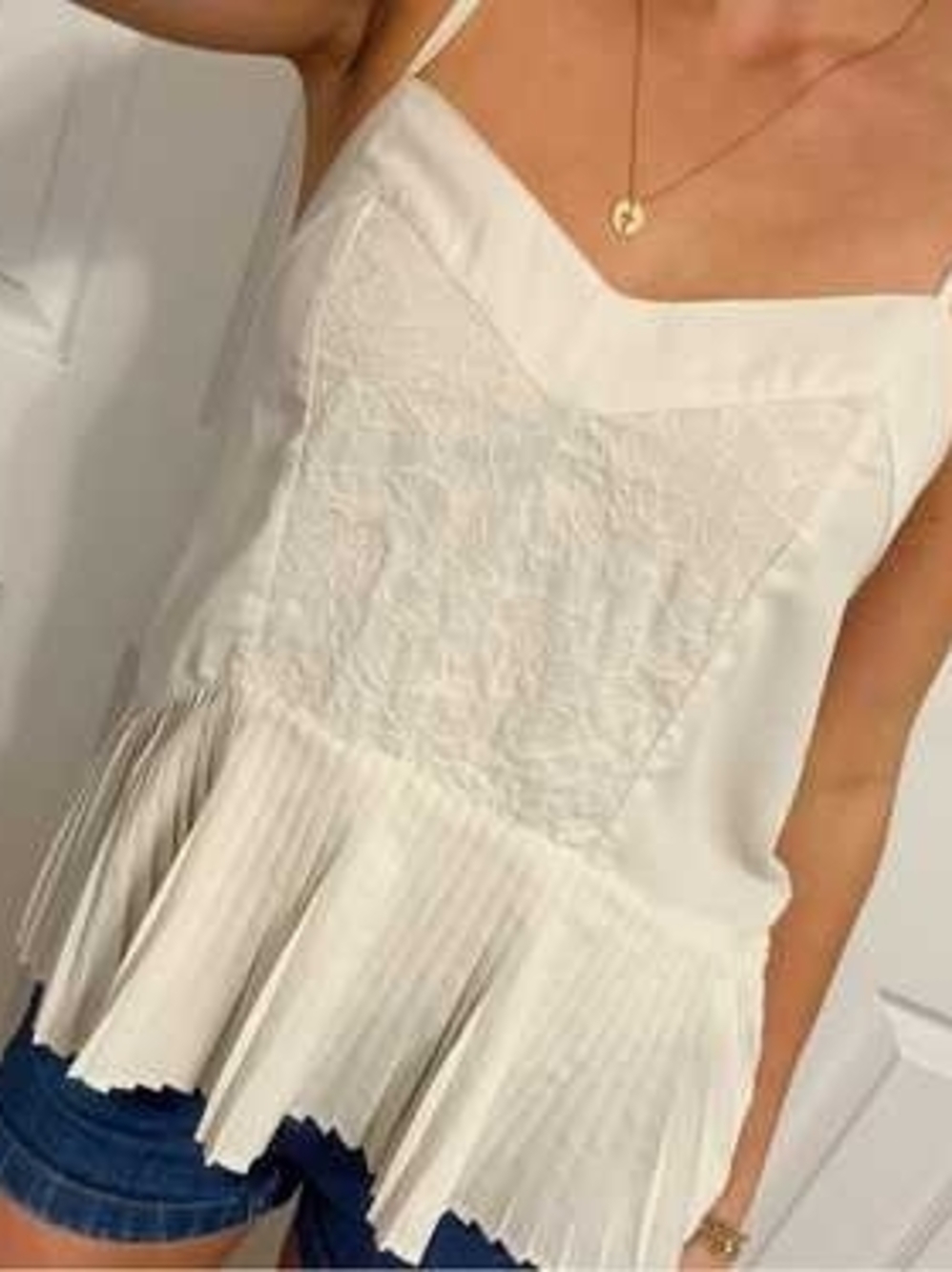American Eagle Outfitters Cream Lace & Pleated Hem Cami